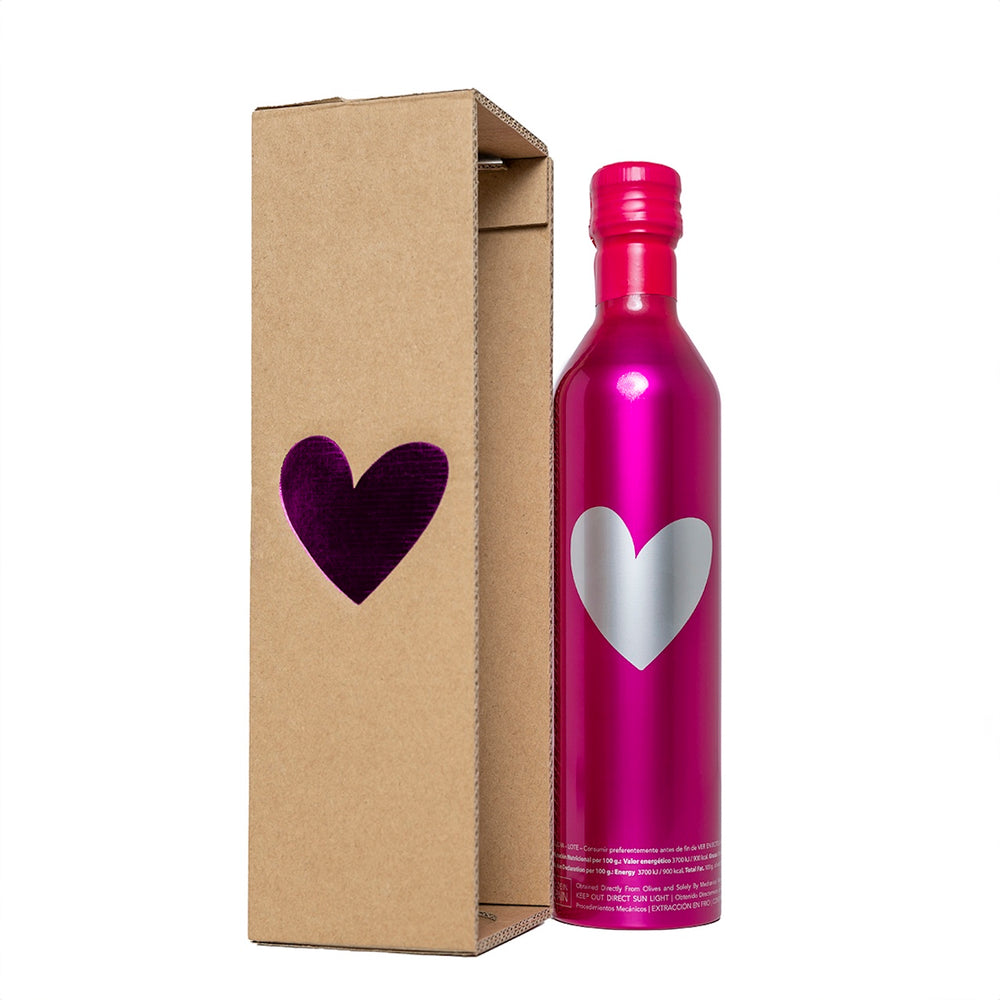 1e Oogstdag Extra Vierge Olijfolie van Señoríos de Relleu by Agatha Ruiz de la Prada (limited edition) in geschenk verpakking
